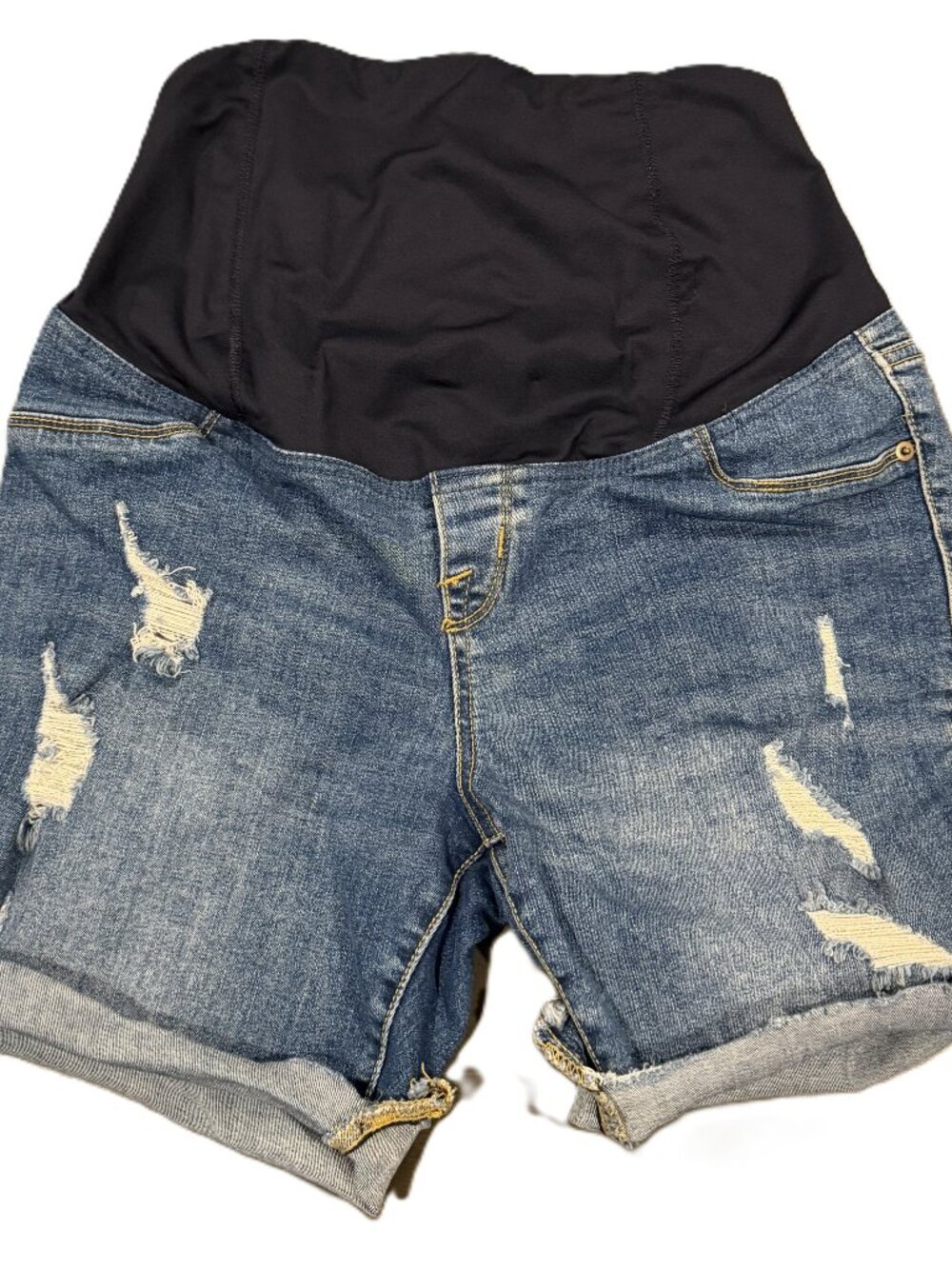 Ingrid & Isabel Women's Maternity Bermuda Denim Shorts Medium Wash Size 10